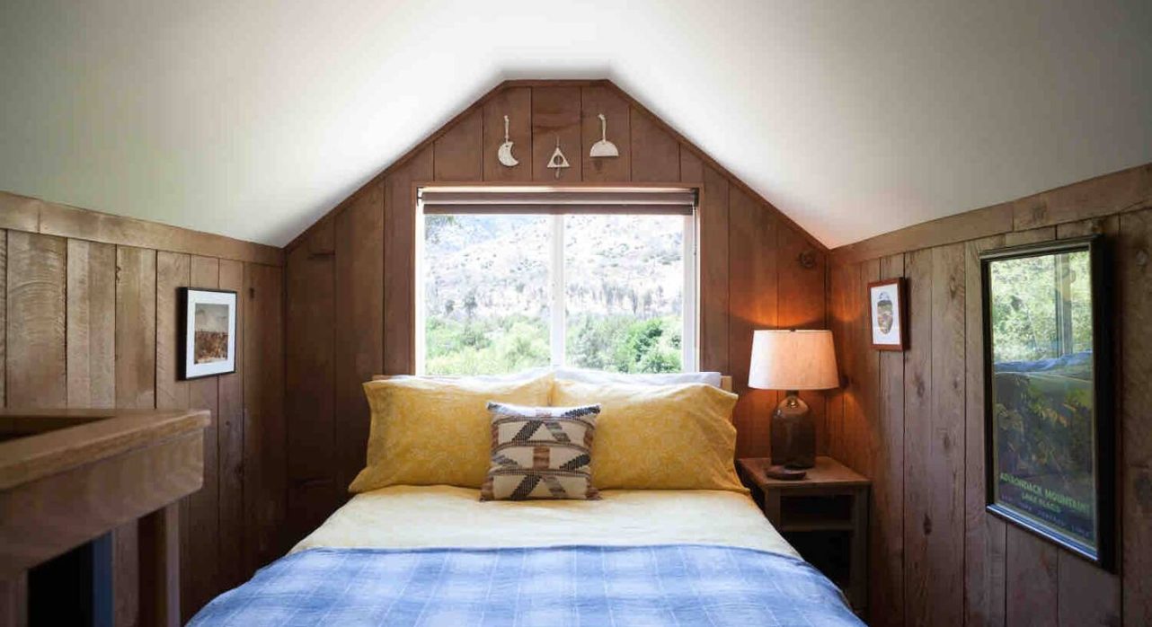 13-River-Willow_Loft-Full-Bedroom