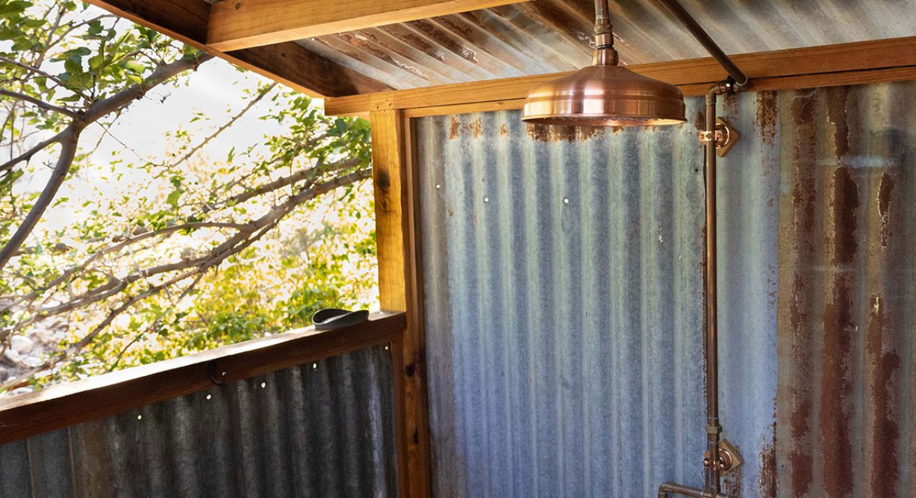 15-MoonShine_Outdoor-Shower