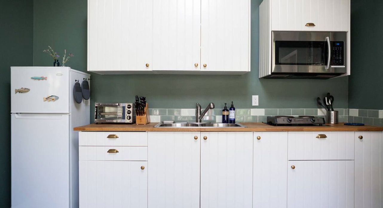 17-Rivers-Edge_Kitchenette