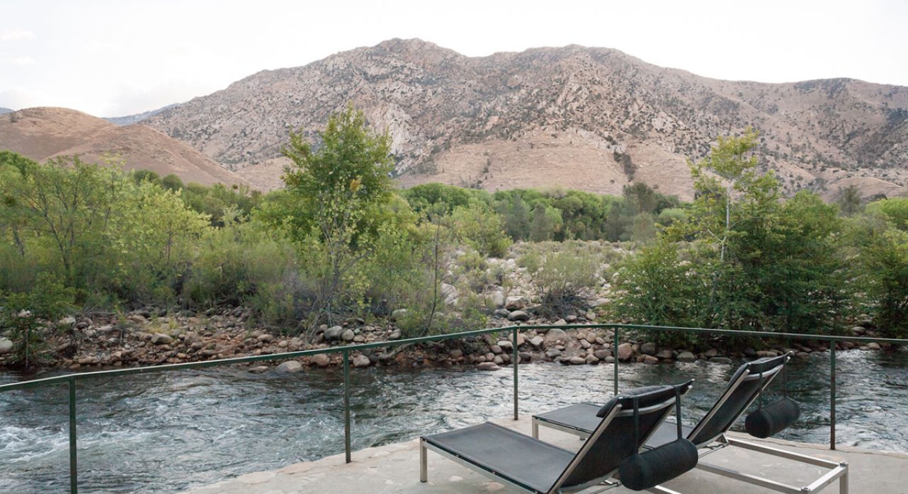 25-Big-View_Riverside-Loungers