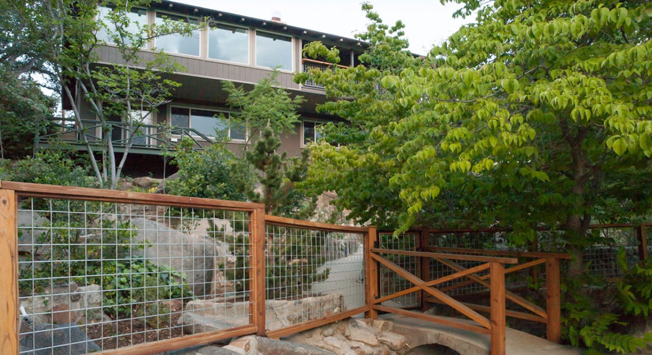 25-Rivers-Edge_Backyard-Canal