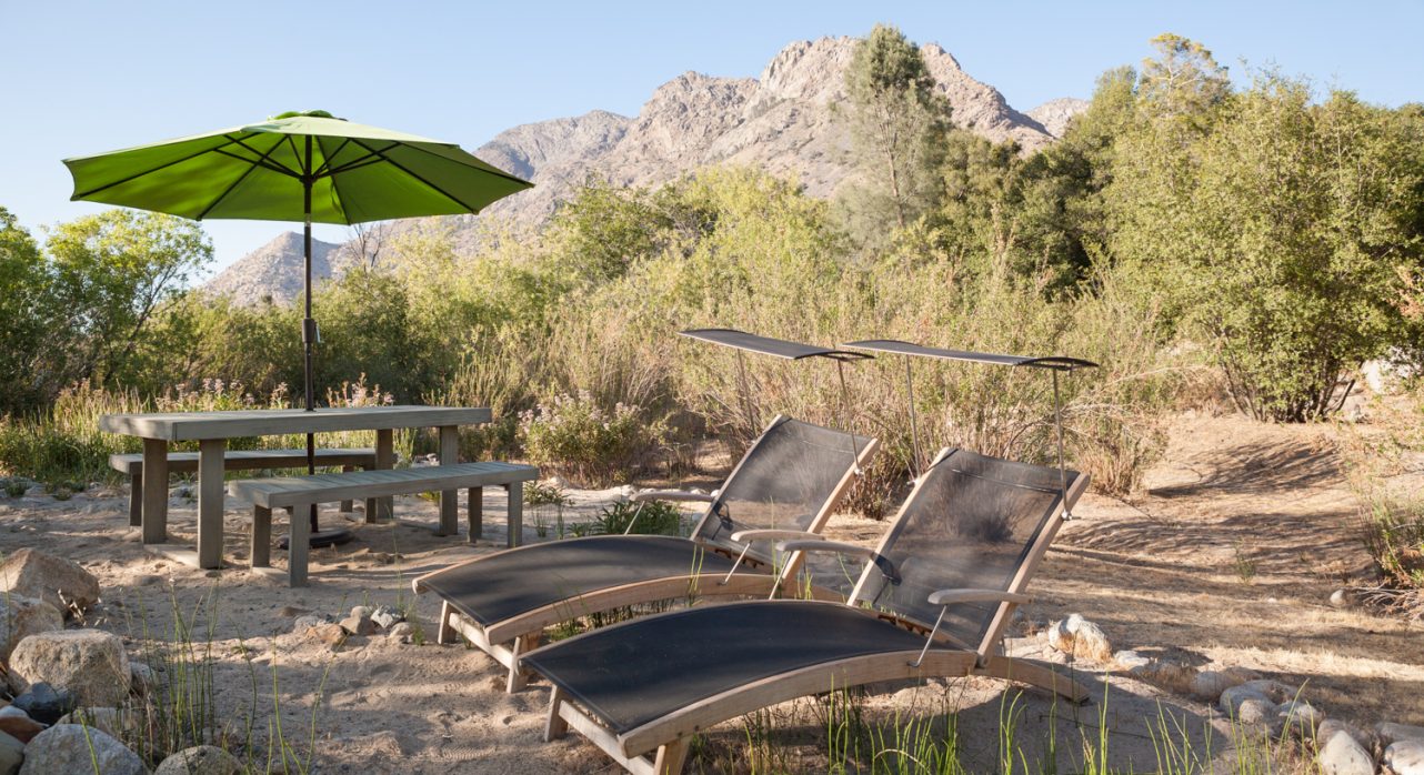 27-River-Willow_Riverfront-Loungers