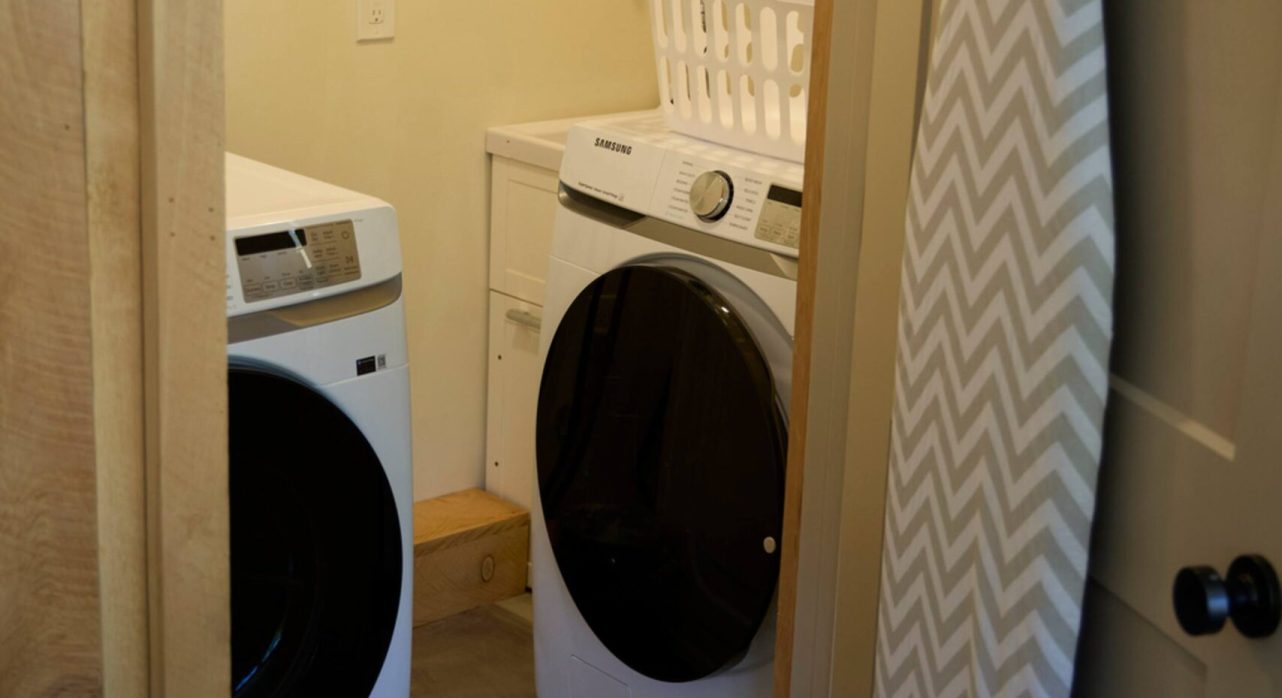 Laundry Room in Cubhouse