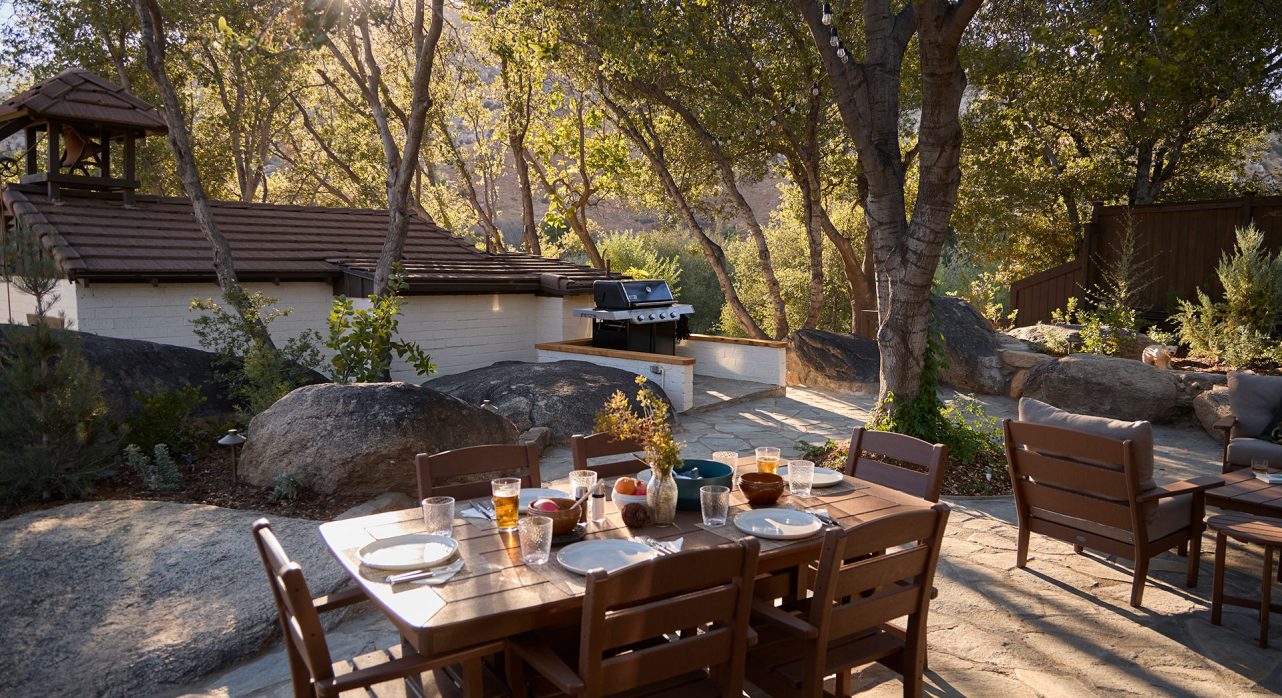 The-Meander-Outdoor-Dining