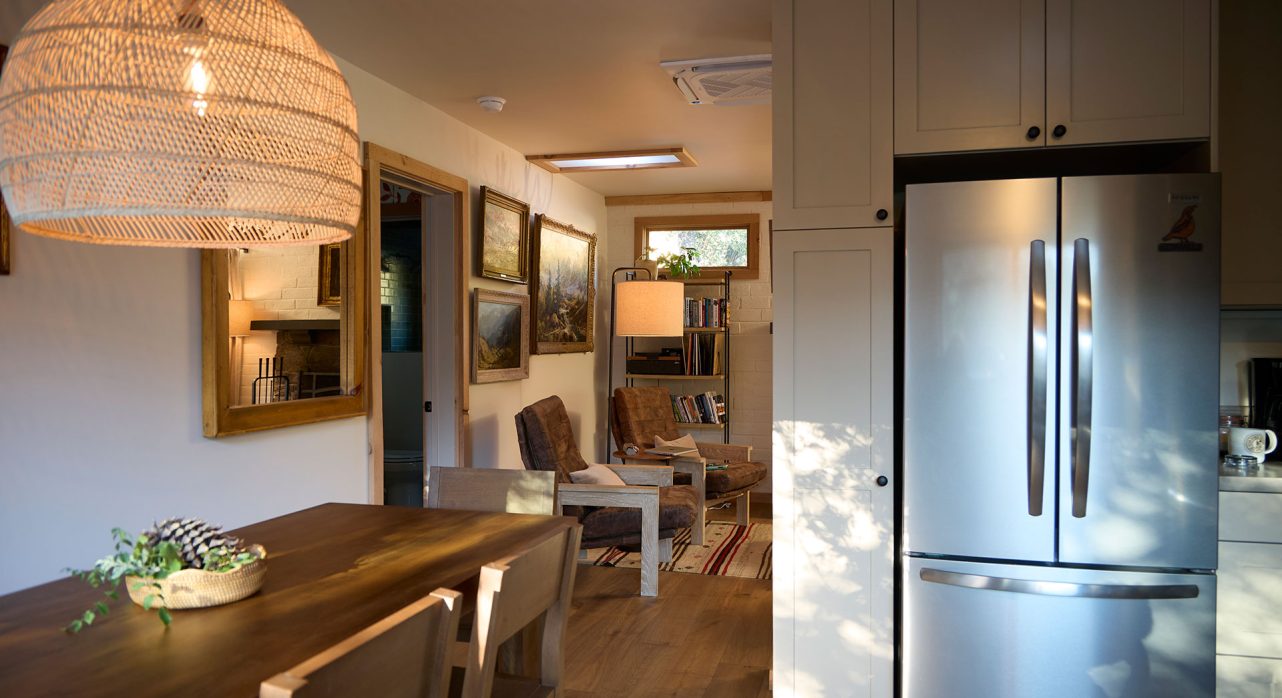 Tukaway-Cabin-Kitchen-Dining